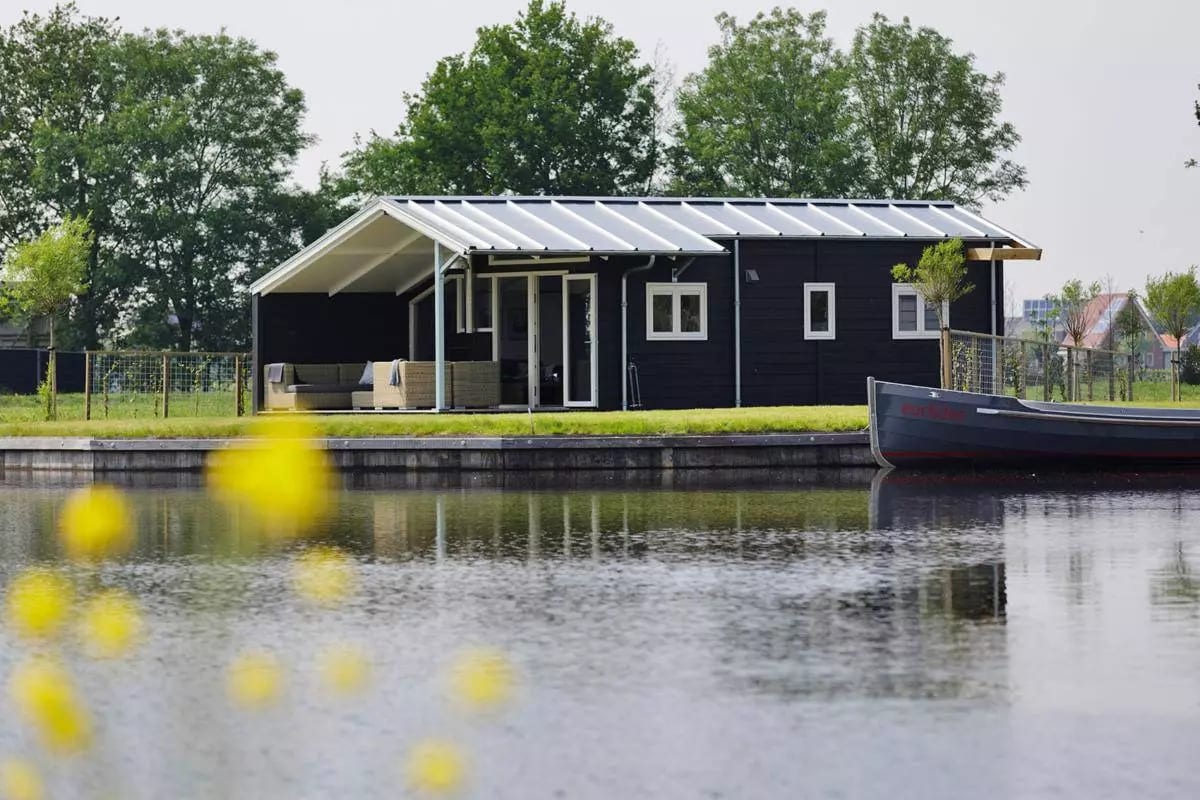 Watercottage 4p, midweek €330,- €266,-